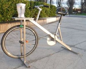 Blender smoothie bikes